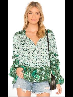 Spell & The Gypsy Winona Blouse Ivy Size Medium